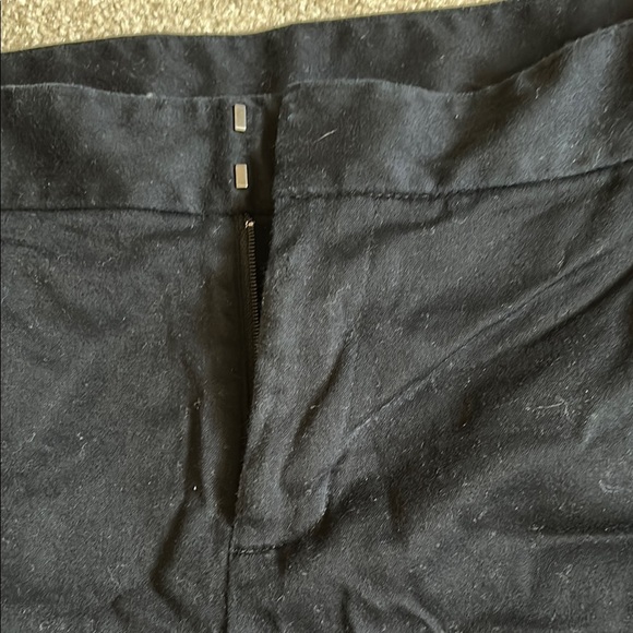INC International Concepts Black Bermuda Shorts Mid-Length - Picture 4 of 5